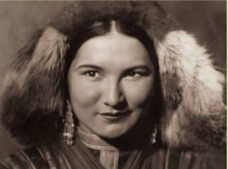 Шара Жиенқұлова